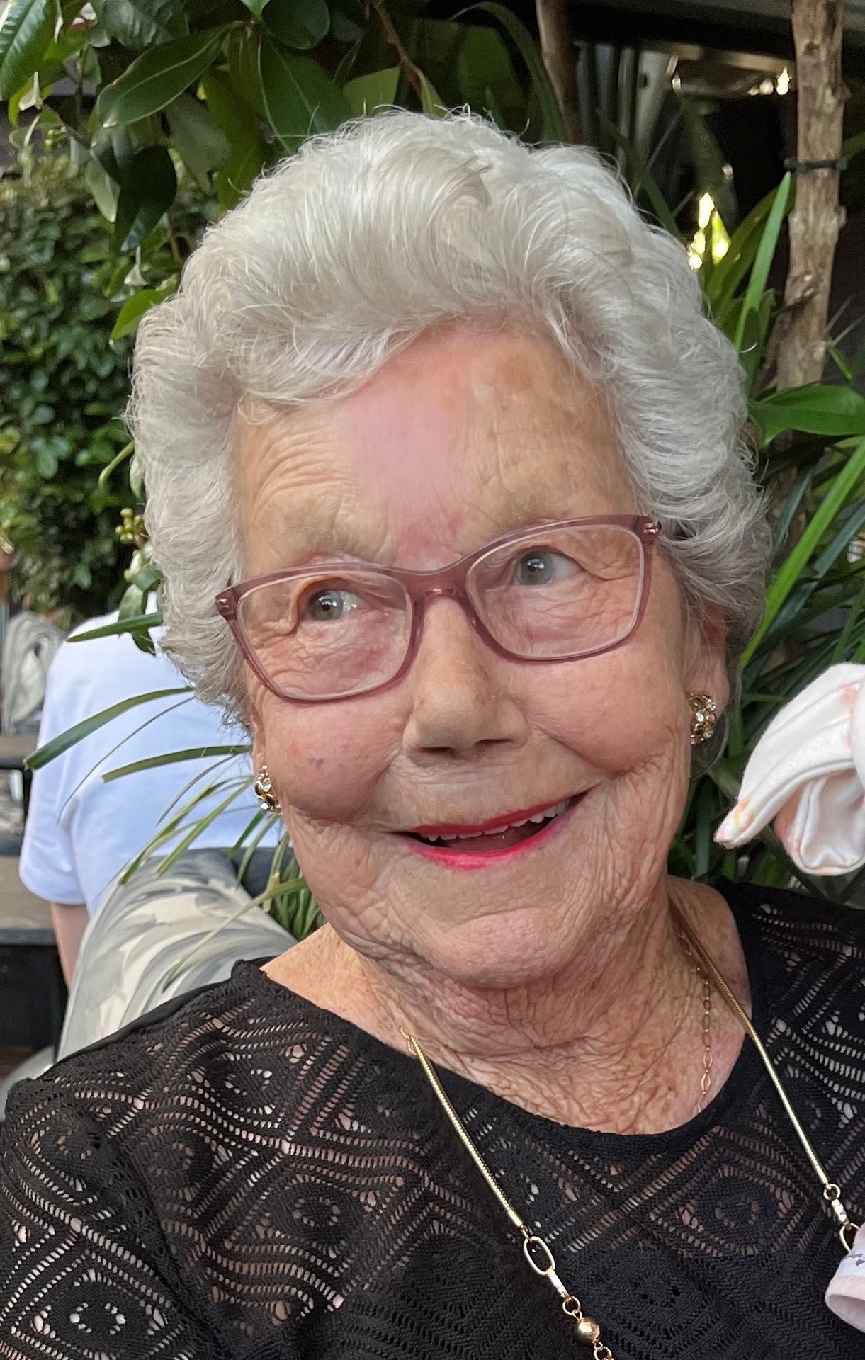 Ellen Elizabeth Axon Funeral Notice Photo